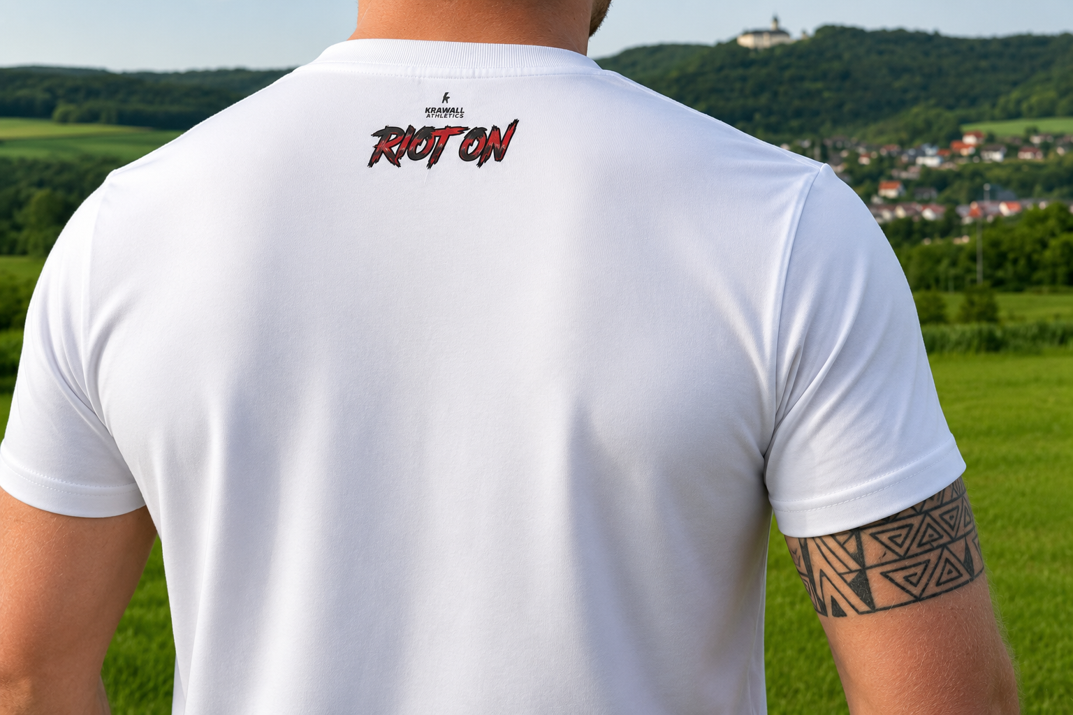 T-Shirt Riot On